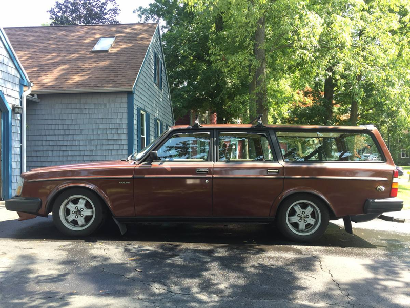 Illustration for article titled For $4,500, Will This Jalop’s 1984 Volvo 245 GL Turbo Pass Muster?